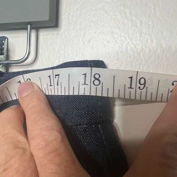 Ann Taylor Loft Blue Denim Chino Shorts NWT Size 12 - Picture 5 of 9